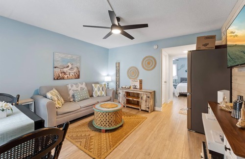 North Wildwood Condominio | 301 Ocean Ave, Unit 311 - The Harbor Light