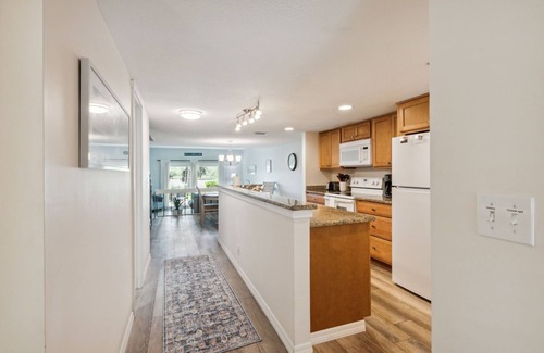 Fernandina Beach Villa | Hermoso condominio decorado en la Plantación Amelia Island!