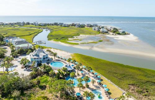 Saint Helena Island Casa | 302 Ocean Point Drive