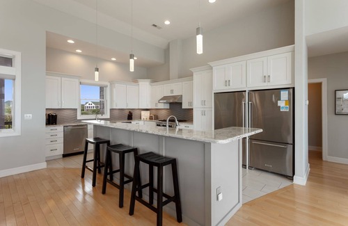 Southern Shores Casa | 3025 Who's On First *Private Pool*Elevator*Theater