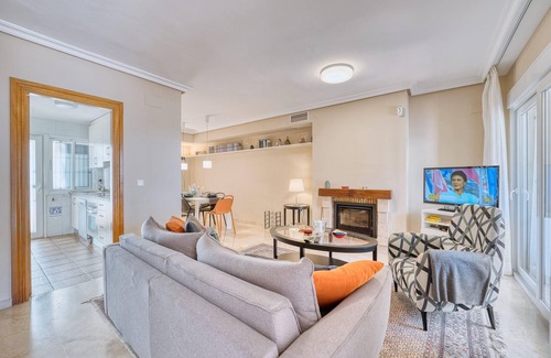 Marbella Chalet De Esquí | 3027 Exclusivo Retiro Familiar Cerca de la Playa de Marbella
