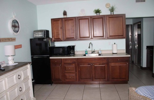 Ruskin Apartamento | # 303 Un resort de lujo en Little Harbour con delfines y pesca a solo unos pasos