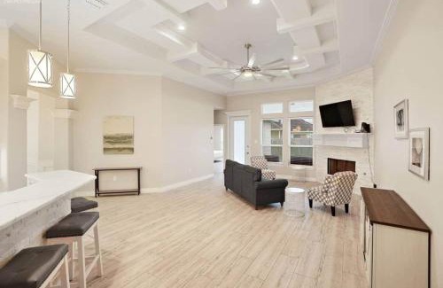 South Side Casa | 303 Perfect for larger companies