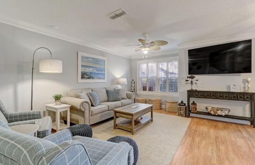 Amelia City Casa | 308 Sailmaker