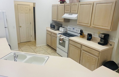 Ridgewood Lakes Casa | 309 Private villa on golf course with pool sleeps 6