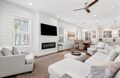Treetop Apartamento | 30A Beach House - Joy of Life at Treetops by Panhandle Getaways