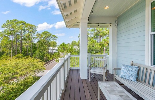 Treetop Casa | 30A | Big Home | 4 Bikes | Pool | Sleeps 16