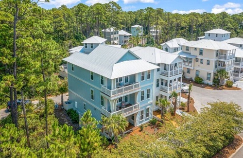 Treetop Casa | 30A | Big Home | 4 Bikes | Pool | Sleeps 16