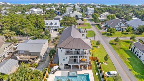 Gulfview Heights Casa | 30A Born 2 Beach by AvantStay Luxury Gulf Views w Private Pool