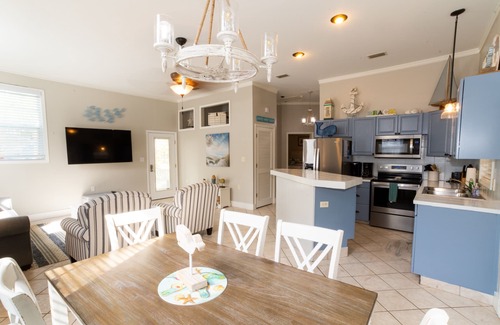 Seagrove Beach Casa | 30A DEEDED BCH ACCESS Sugar white sand.Seaside shops, Fenced yrd, private, bikes