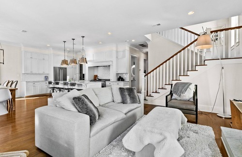 Lakeside at Blue Mountain Beach Casa | 30A dog-friendly home with pool, WiFi, washer/dryer, central AC - walk to beach