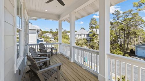 Lakeside at Blue Mountain Beach Casa | 30A Salt Life by AvantStay Golf Cart Pool Blue Mountain