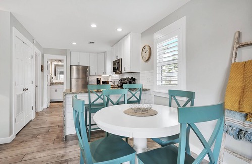 Seagrove Beach Condominio | 30a - Seagrove, Across the Street from the Beach with public access,Ground Floor