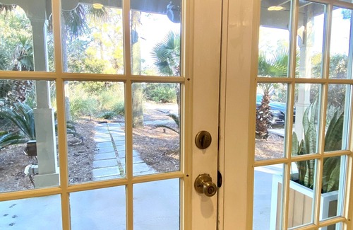 Seagrove Beach Casa | HOSPITALIDAD REAL-Excelente ubicación, a pie de playa, duerme 9-10, agradable privacidad
