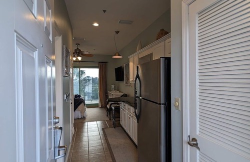 Rosemary Beach Condominio | 30A Studio | 204: Walk to Beach & Rosemary!