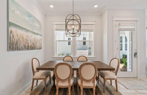Panama City Beach Casa | 30A Top Rated! Heated Resort Pool+Golf Cart+Bikes+Bunks+Beach Gear