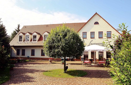 Neuwiese Casa | 31 Apartment - Landhotel Neuwiese with traditional inn An der Mühle