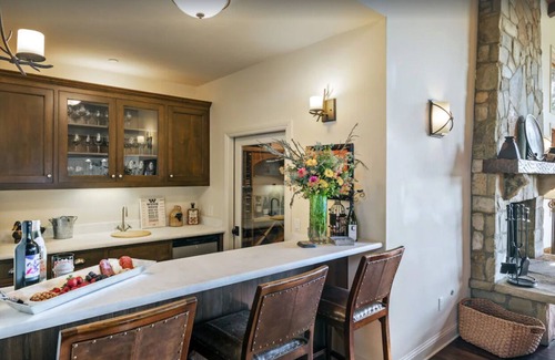 Solvang Casa | 31 Day Gated Solvang Custom Craftsman Home w/ Pickleball, Pool, Spa & Bocce Ball