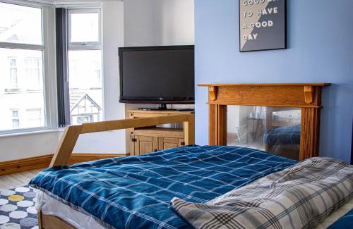 Redcar Casa | 33 Turner street