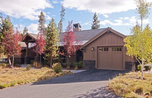 Sunriver Cabina | Cabina de 35 caldera: Cabina de 3 dormitorios / 4 baños en Bend, capacidad para 8