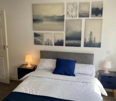 Tottenham Casa | 35 mins to central London. 3 bedrooms. 2 bathrooms with garden