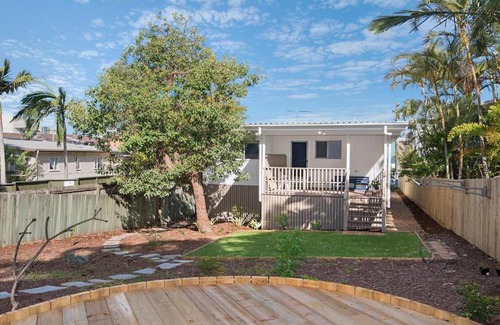 Kings Beach Casa | 35 Moreton Parade Kings Beach QLD