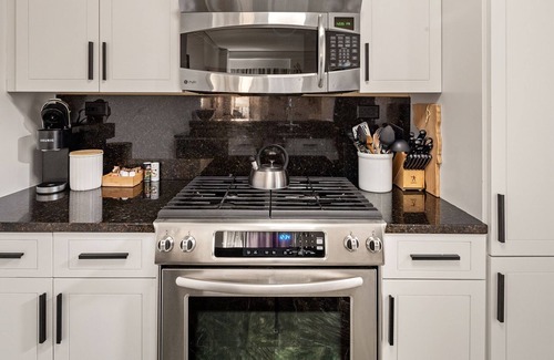 Stowe Area Cabina | 351C| 3 bdrm | 3rd Floor Pool And Mountain Views | Lodge At Spruce Peak