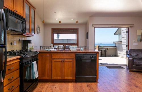 Avila Beach Casa | 358 Front Street