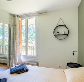 La Celle-sous-Gouzon Apartamento | 36 m2 2-room apartment, parking, fiber internet, near metro, Literie Bultex