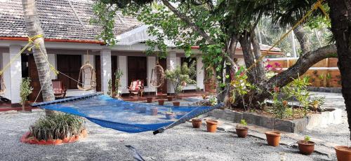 Kuzhuppilly Cama Y Desayuno | 36 Palms Heritage Villa