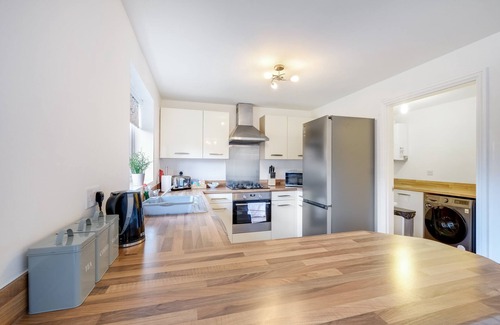 Emersons Green Casa | 360 BS16 Cherry Banks 32 - Cherry Banks 5 Bedroom and 3 Bathroom House