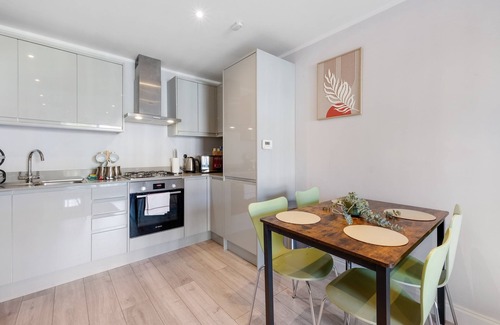 High Wycombe Apartamento | 360 HP12 W Wycombe 247-2- 2 Bdr Apartment with parking High Wycombe Apt. 02