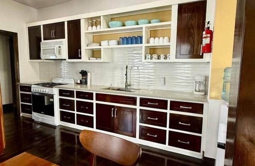 Caye Caulker Casa | 360 Suites Luxury Seaside house on famous Split in Caye Caulker. Paradise.