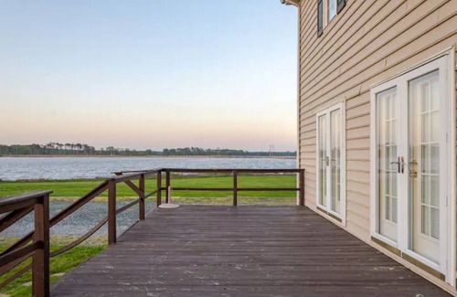 Crocheron Casa | 365-degree waterfront views. Quiet property bordering Blackwater River Refuge.