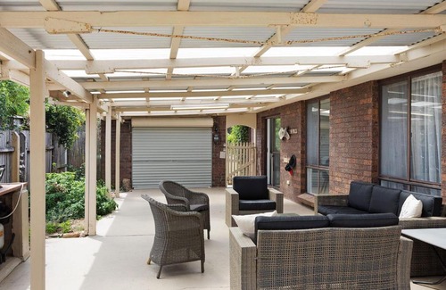 Dalmeny Casa | 37 Mort Avenue
