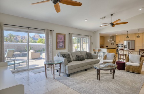 Indian Wells Casa | INDIAN WELLS POOL HOME-Gran lugar para familiares y amigos para nadar, cenar y relajarse.