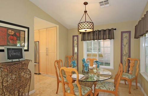 Indian Wells Casa | INDIAN WELLS POOL HOME-Gran lugar para familiares y amigos para nadar, cenar y relajarse.