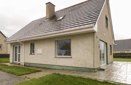 Enniscrone Casa | 38 Carrowhubbock Holiday Village
