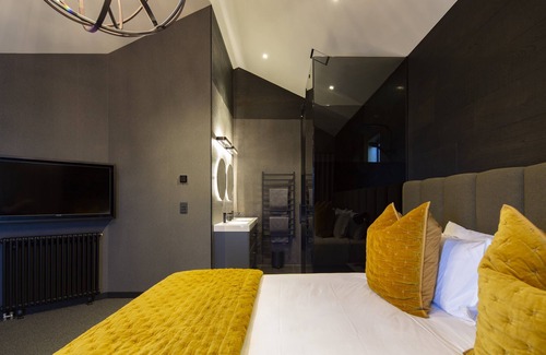 Queenstown Casa | 38 Edinburgh by MajorDomo - Premium 6 bedroom Home Close to town