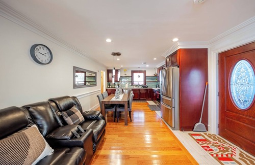 Quincy Casa | 383 - 3BR - Quincy Chic House near Adams Park