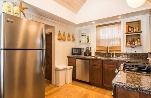 Hollywood Beach Casa | 3860O Hollywood Beach Shack