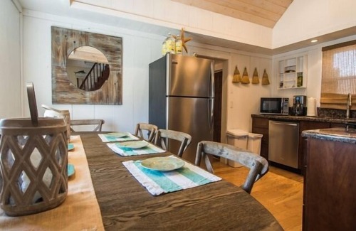 Hollywood Beach Casa | 3860O Hollywood Beach Shack