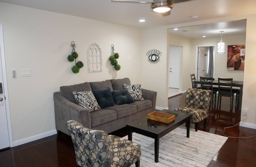 Fresno Casa | 3B/2Bth + Dinning in Historical Tower District