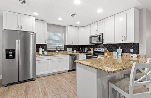 Laguna Beach Estates Casa | 3bd, 2BA Home! Family Friendly! Close to Beach! HOT Tub!