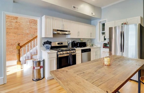 North Capitol Street Casa | 3BD Classic Victorian in Downtown DC