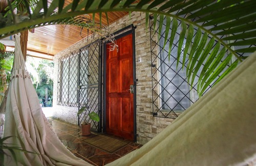 Playa Santa Teresa Casa | CASA DE FAMILIA ACOGEDORA Y CON ESTILO 3BD A SOLO 2 MINUTOS DE LA PLAYA