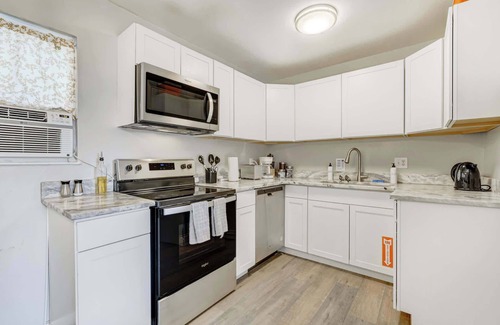 Southeast Colorado Springs Casa | 3BD | Spacious Backyard w Hot Tub Tranquil Haven