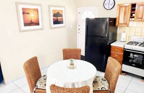 Sabana Liber Casa | 3BD villa near Best Beaches. Sleeps 7. Pets OK