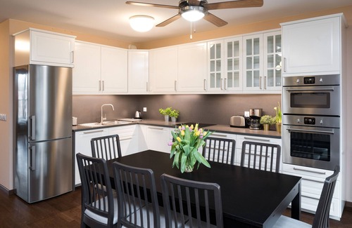 Wesola Apartamento | 3bdr 2bthr Krakow Central Apartment