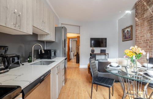 Downtown Montreal Apartamento | 3BDR Penthouse, Rooftop and BBQ in Crescent